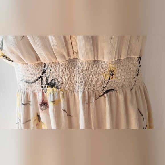 White House Black Market Floral Cream Dress Size M - Picture 5 of 15